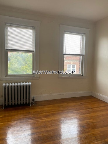 Boston - 2 Beds, 1 Baths