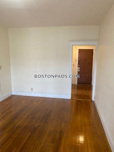 Boston - 2 Beds, 1 Baths