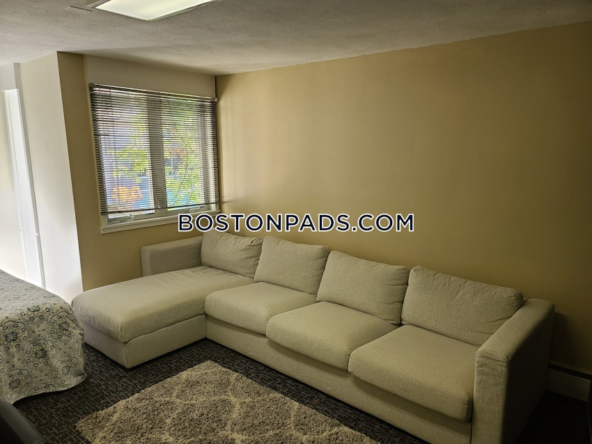 CAMBRIDGE - HARVARD SQUARE - 4 Beds, 1 Bath - Image 25