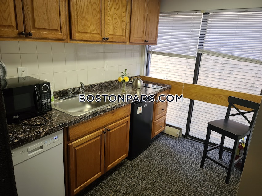 CAMBRIDGE - HARVARD SQUARE - 4 Beds, 1 Bath - Image 23