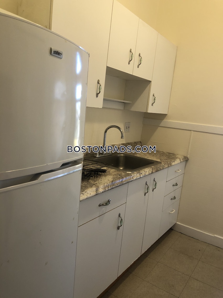 BOSTON - BACK BAY - 2 Beds, 1 Bath - Image 6