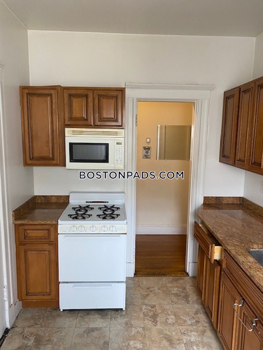 BOSTON - BRIGHTON- WASHINGTON ST./ ALLSTON ST. - 2 Beds, 1 Bath - Image 6