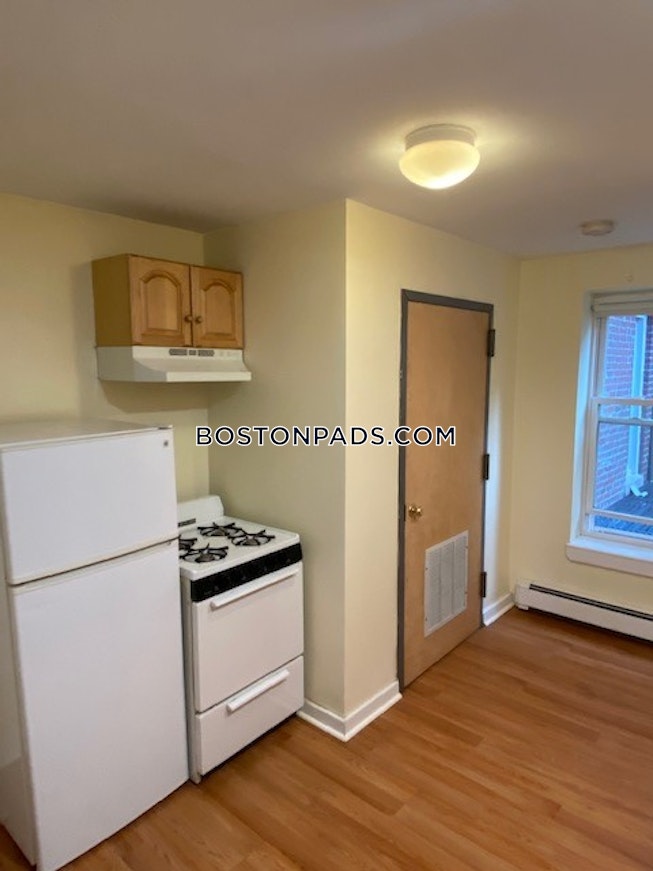 Boston - $2,870+ /mo
