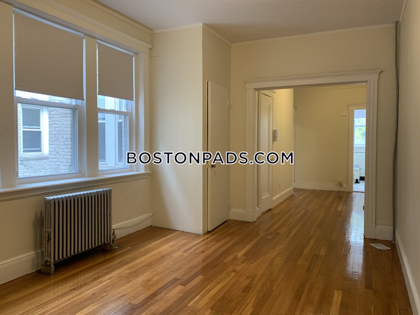 BOSTON - BRIGHTON - CLEVELAND CIRCLE - 1 Bed, 1 Bath - Image 8