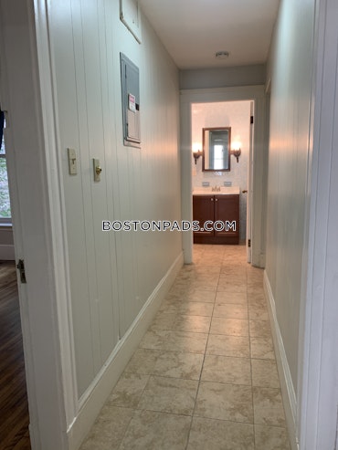 Boston - 3 Beds, 1 Baths