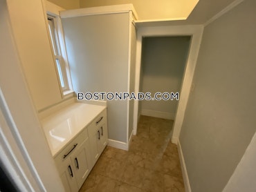 Boston - 3 Beds, 1 Baths