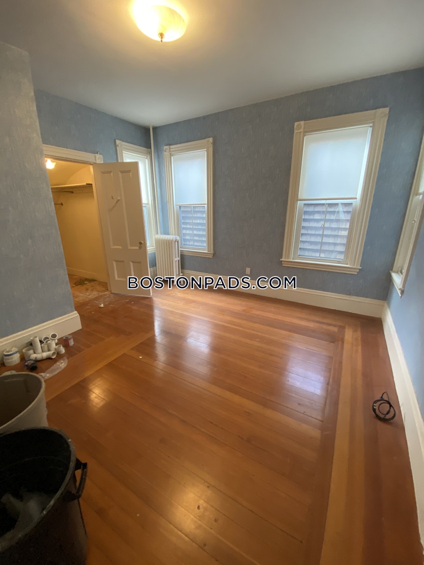 BOSTON - DORCHESTER - SAVIN HILL - 2 Beds, 1 Bath - Image 4