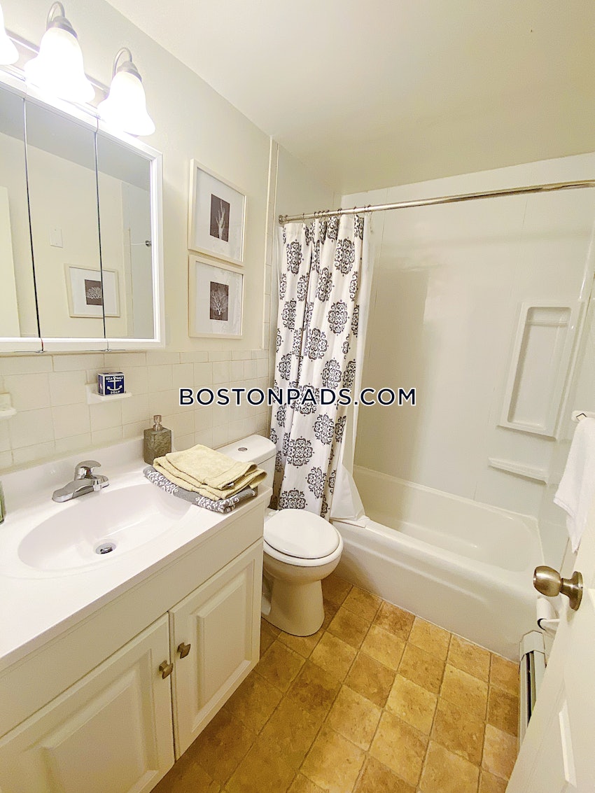 REVERE - 1 Bed, 1 Bath - Image 3