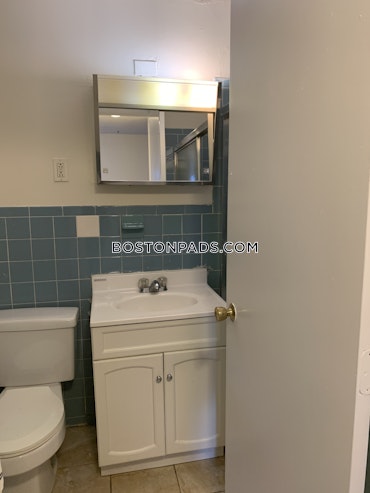 Boston - 2 Beds, 1 Baths