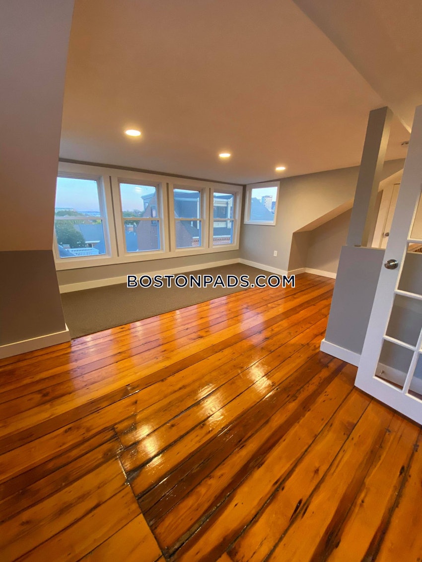 BOSTON - CHARLESTOWN - 3 Beds, 2 Baths - Image 15