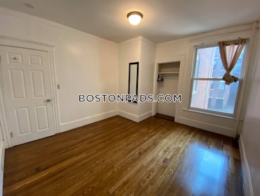 Boston - 3 Beds, 1 Baths