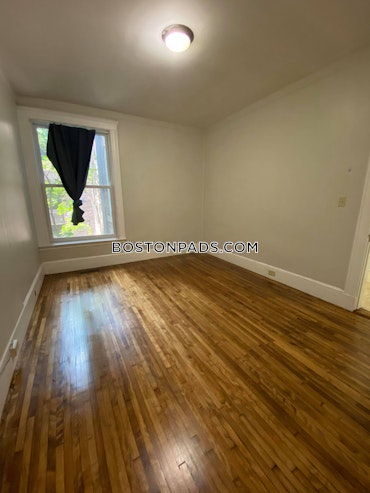 Boston - 3 Beds, 1 Baths