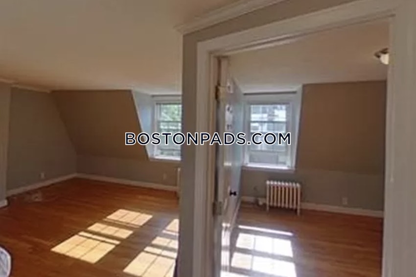 BOSTON - BEACON HILL - 1 Bed, 1 Bath - Image 4