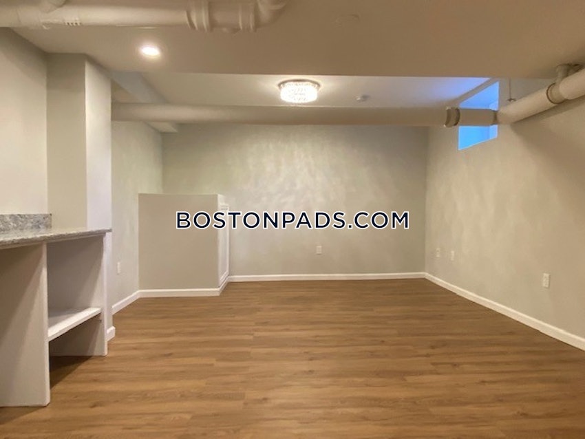 BOSTON - ALLSTON - 5 Beds, 2 Baths - Image 7