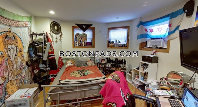 Boston - $4,500+ /mo