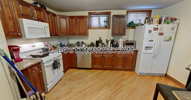 Boston - $4,500+ /mo