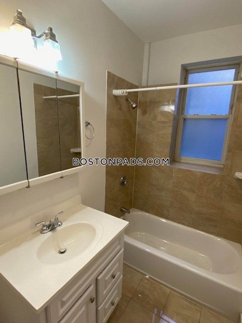 BOSTON - ALLSTON - 3 Beds, 1 Bath - Image 13