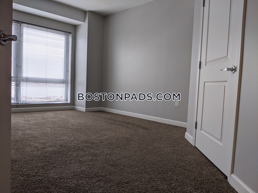 BOSTON - SEAPORT/WATERFRONT - 3 Beds, 2 Baths - Image 5