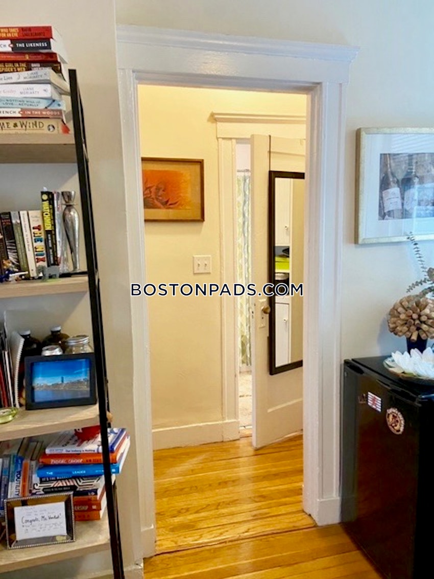 BOSTON - BRIGHTON- WASHINGTON ST./ ALLSTON ST. - 2 Beds, 1 Bath - Image 3