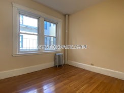 Crawford St/>, Boston