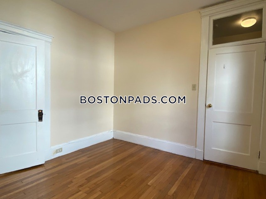 Boston - $3,250+ /month