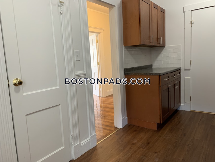 BOSTON - BRIGHTON- WASHINGTON ST./ ALLSTON ST. - 2 Beds, 1 Bath - Image 17