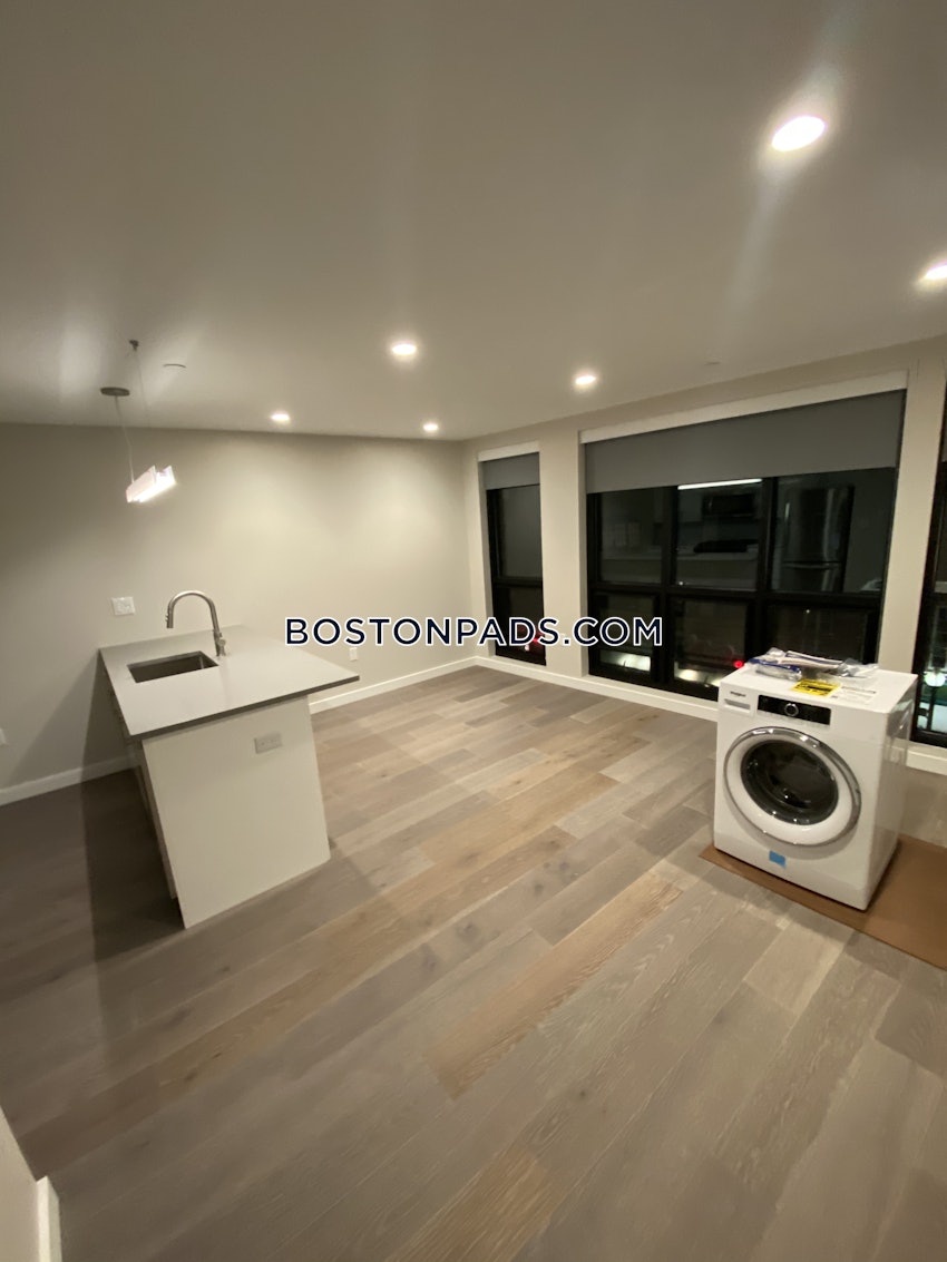 BOSTON - NORTH END - 2 Beds, 2 Baths - Image 10