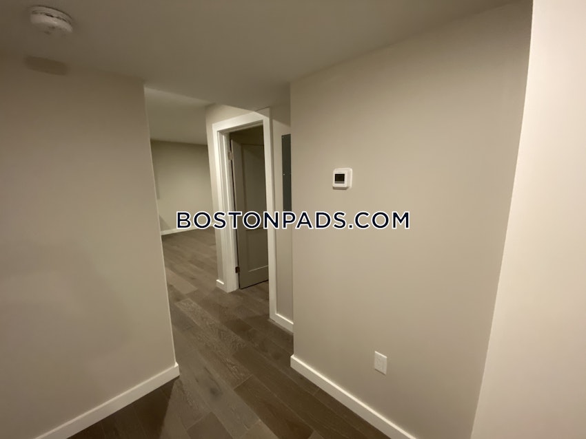 BOSTON - NORTH END - 2 Beds, 1.5 Baths - Image 5