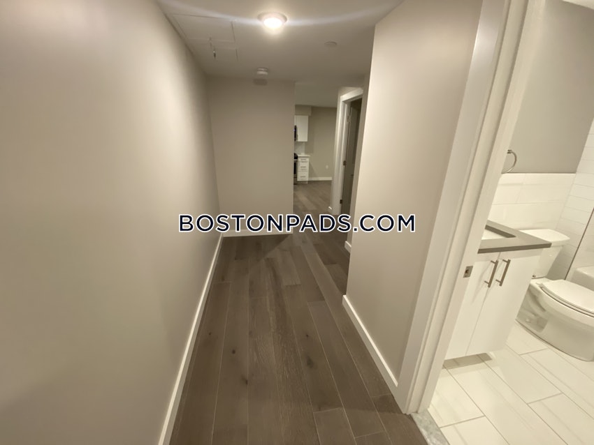 BOSTON - NORTH END - 2 Beds, 1.5 Baths - Image 26