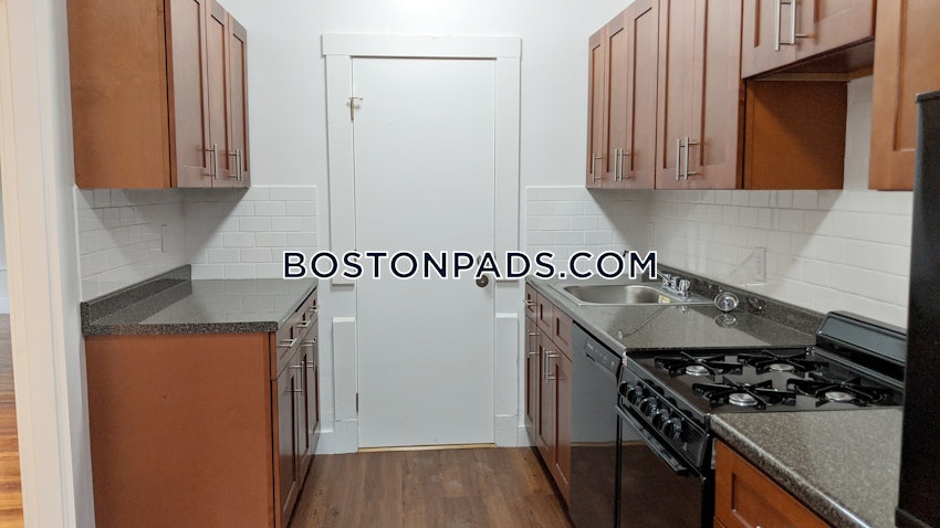 BOSTON - BRIGHTON- WASHINGTON ST./ ALLSTON ST. - 2 Beds, 1 Bath - Image 4