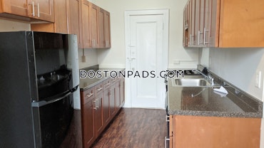 Boston - 1 Beds, 1 Baths