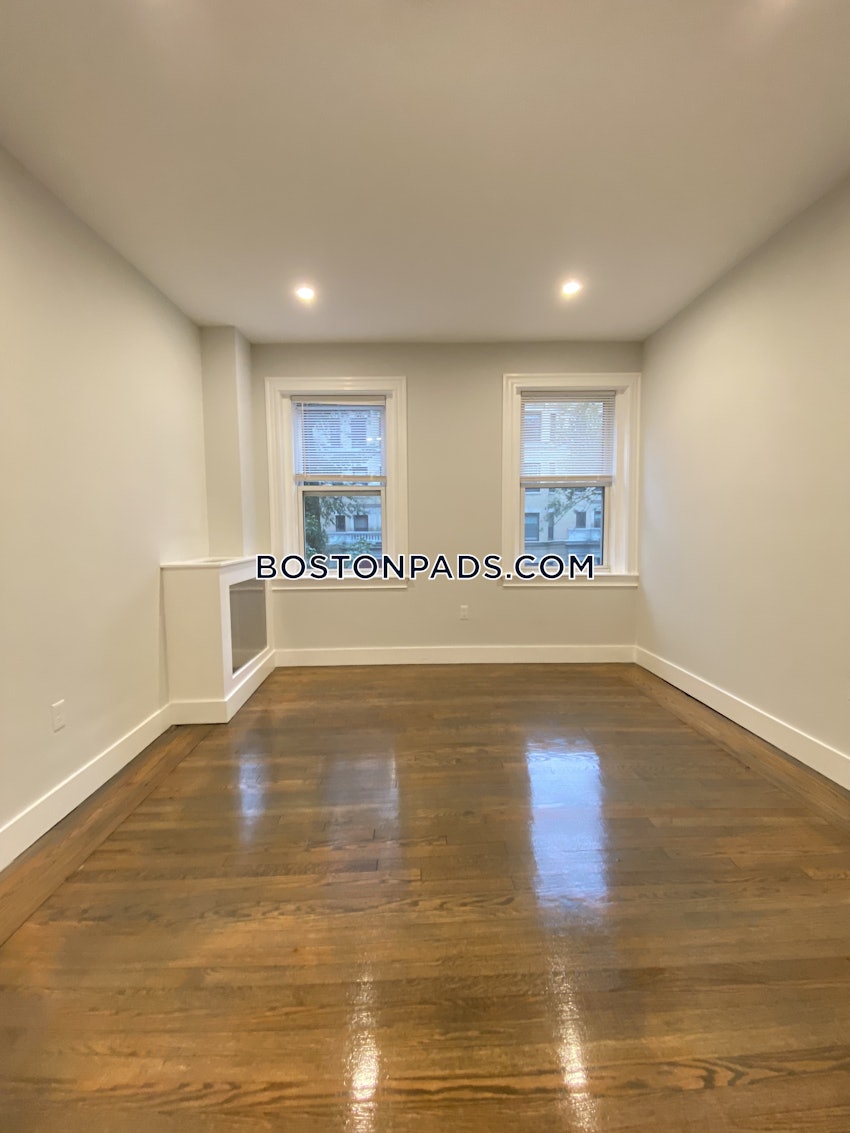 BOSTON - FENWAY/KENMORE - 1 Bed, 1 Bath - Image 8