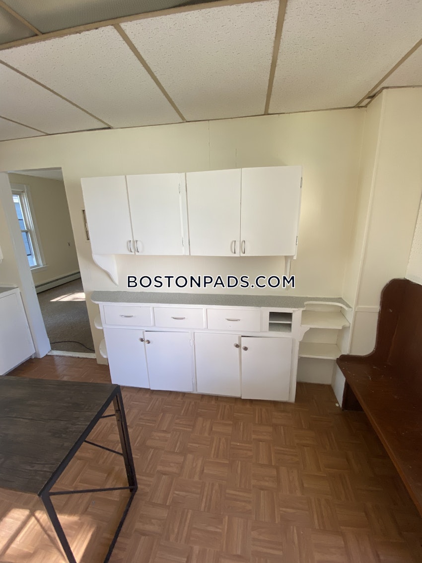 SOMERVILLE - WINTER HILL - 3 Beds, 1 Bath - Image 10