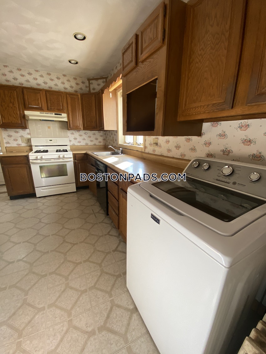 BOSTON - BRIGHTON - CLEVELAND CIRCLE - 3 Beds, 1 Bath - Image 3