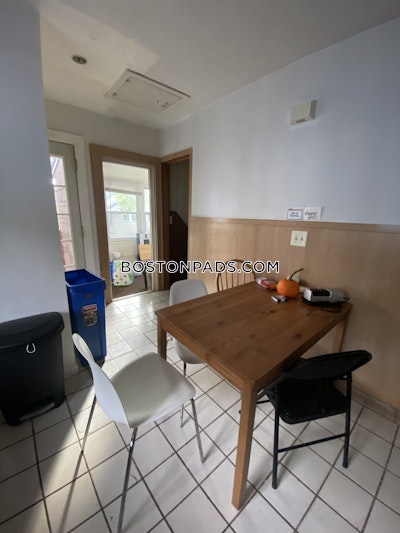 Somerville Excitable 5 Beds 1 Bath  Tufts - $6,650 No Fee