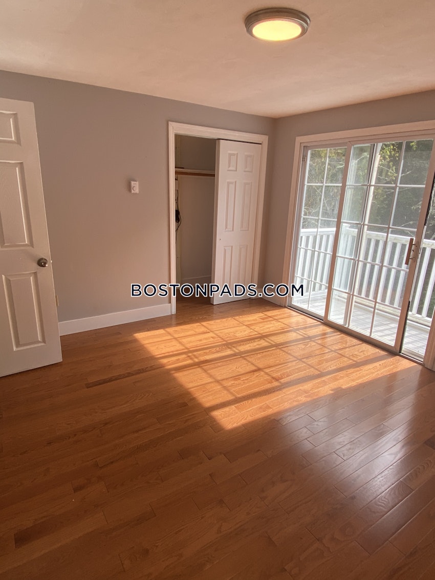 PLYMOUTH - 2 Beds, 1 Bath - Image 22