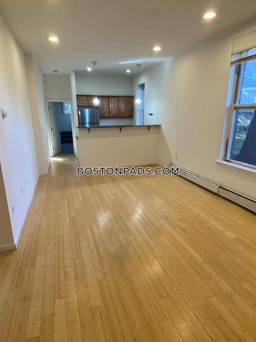 BOSTON - BRIGHTON - OAK SQUARE - 3 Beds, 1 Bath - Image 17