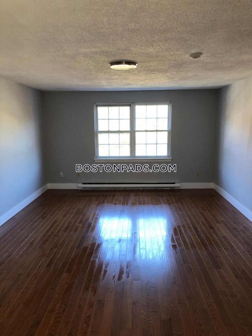 PLYMOUTH - 2 Beds, 1 Bath - Image 16