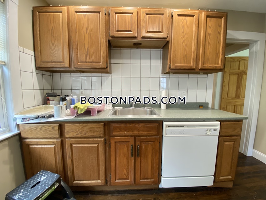 SOMERVILLE - TUFTS - 2 Beds, 1 Bath - Image 1