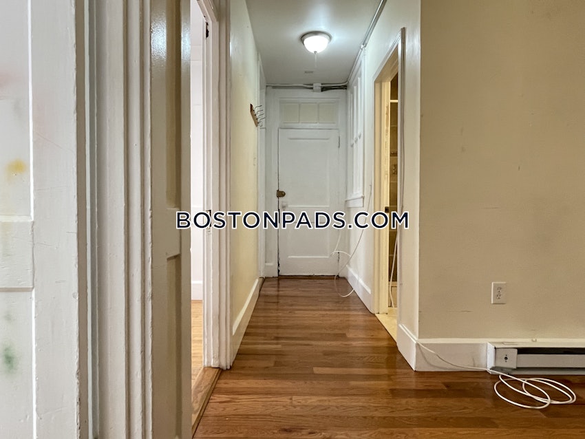 BOSTON - NORTH END - 3 Beds, 1 Bath - Image 26