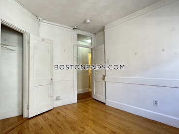 Boston - 3 Beds, 1 Baths