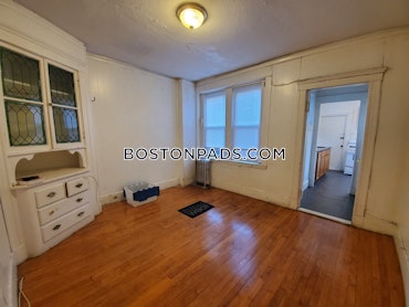 Boston - 3 Beds, 1 Baths