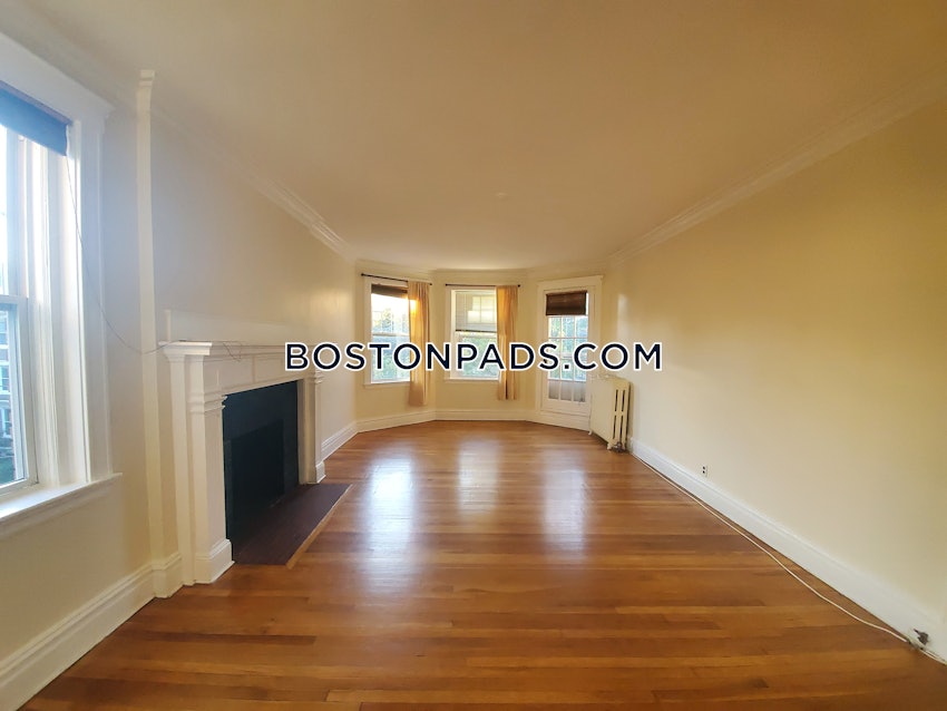 BROOKLINE- BOSTON UNIVERSITY - 3 Beds, 1 Bath - Image 17