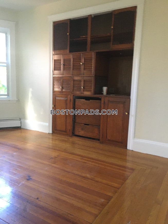 Brookline - $4,200+ /mo