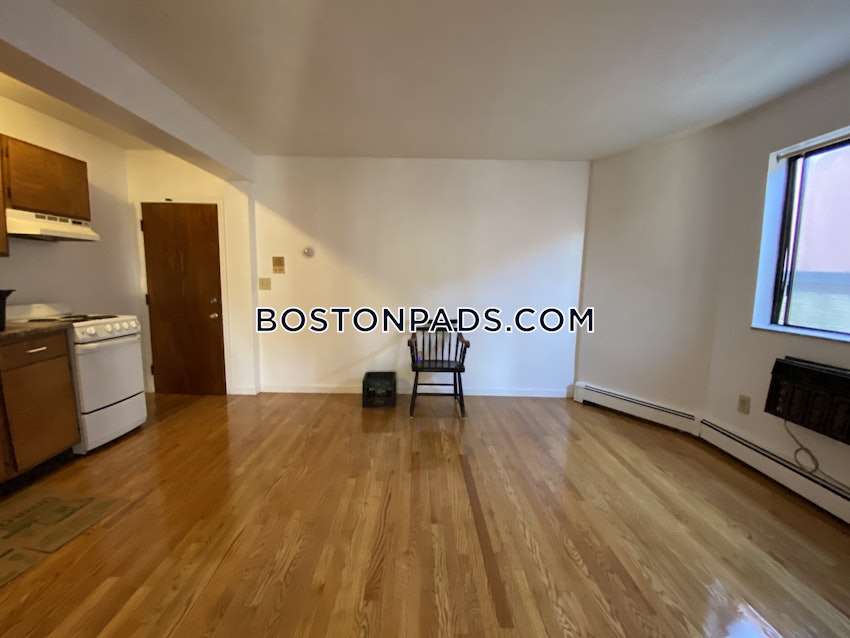 QUINCY - NORTH QUINCY - 1 Bed, 1 Bath - Image 7