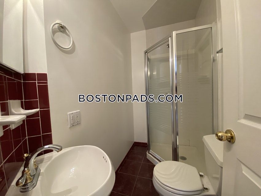 BOSTON - BRIGHTON - OAK SQUARE - 4 Beds, 2.5 Baths - Image 11