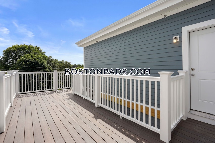 BOSTON - FORT HILL - 4 Beds, 2 Baths - Image 15