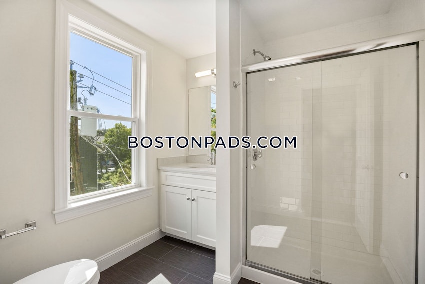 BOSTON - FORT HILL - 4 Beds, 2 Baths - Image 4