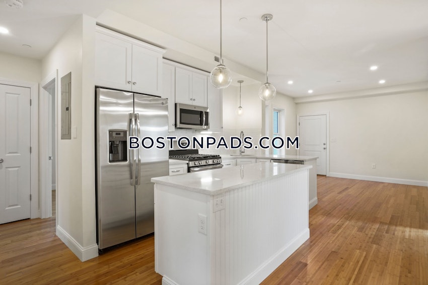 BOSTON - FORT HILL - 4 Beds, 2 Baths - Image 22