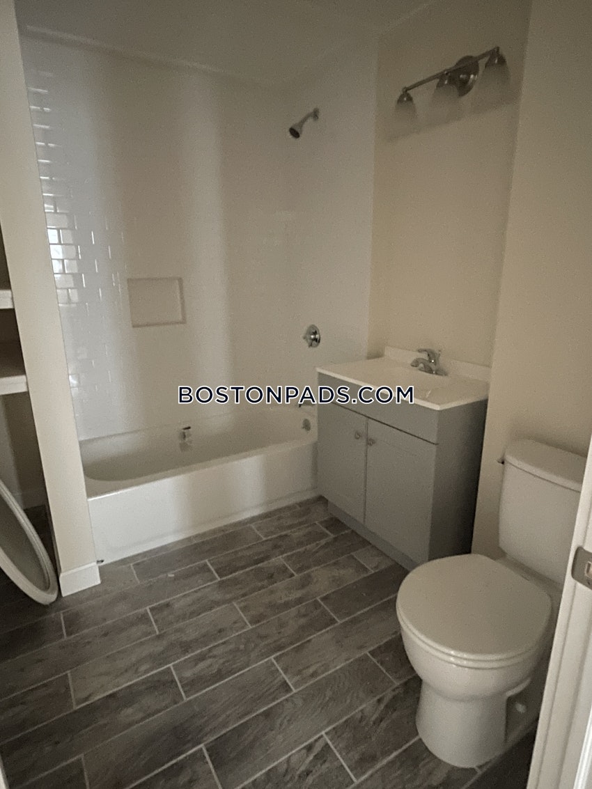 MEDFORD - TUFTS - 2 Beds, 1 Bath - Image 3